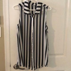H&M B&W Stripe Top